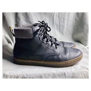 Dr. Martens Black Maelly Padded Ankle Boot (7 USA Womens) AirWair!